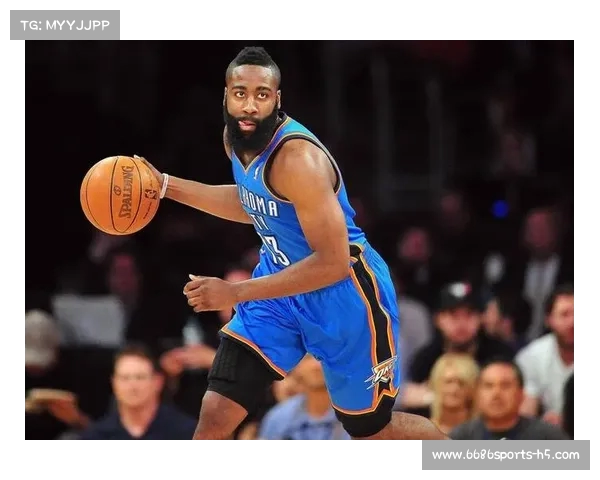 雷霆队球员进攻高效,打破对手防线 雷霆队球员进攻高效,打破对手防线