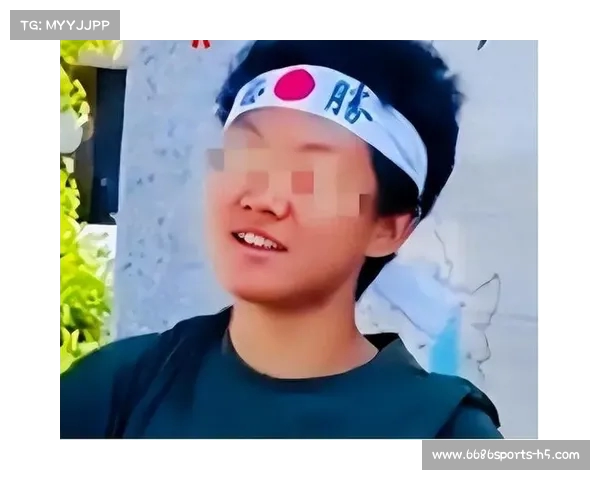 使馆车违停事件引发热议:女子身份被扒,胡锡进质疑媒体删视频处理 使馆车违停事件引发热议:女子身份被扒,胡锡进质疑媒体删视频处理
